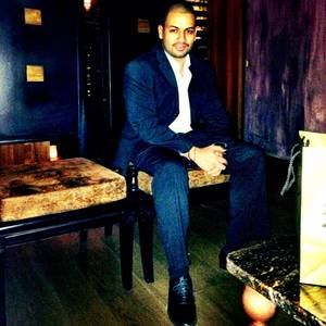 Meet your Posher, Derek